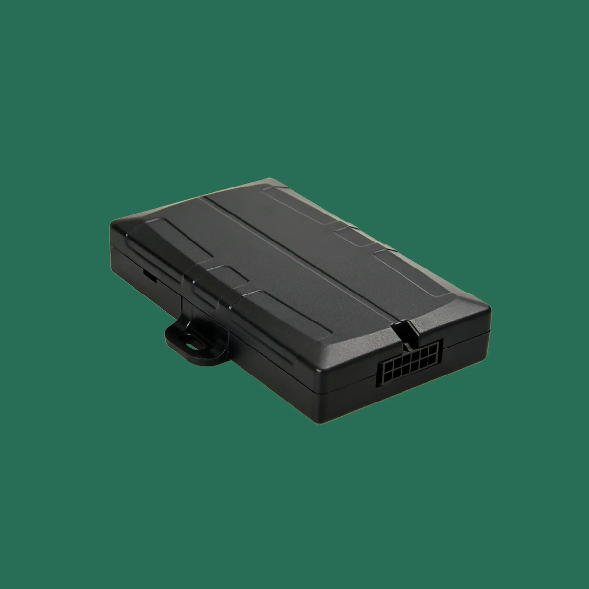 Balise GPS Dart3 noire, compacte et rectangulaire, avec boîtier robuste, port de connexion et attache latérale.